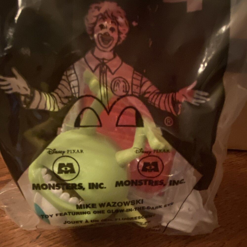 McDonald's 2001 Monsters Inc. #4 Mike Wazowski Collectible Figure w/door Vintage